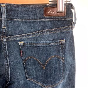 Levi’s San Francisco slight curve straight EUC 28